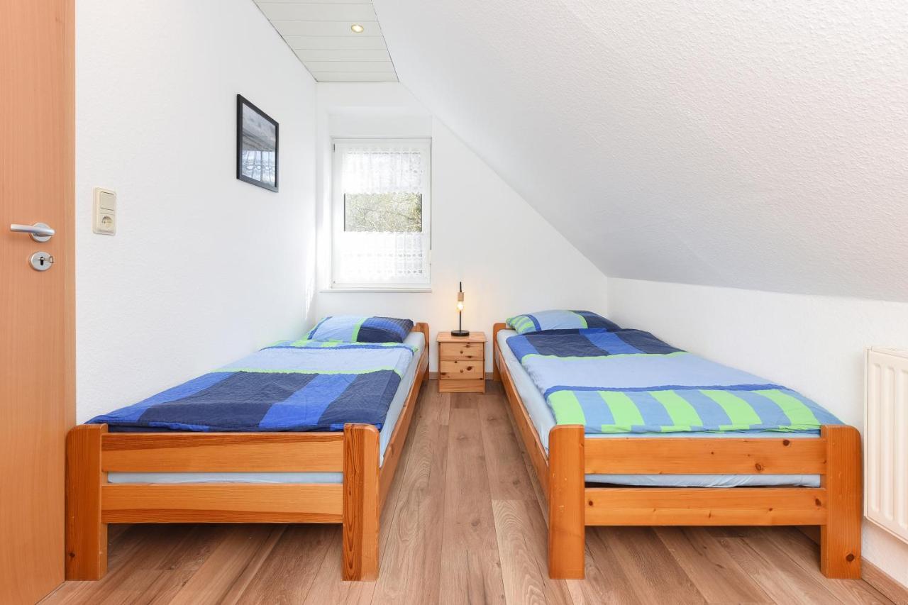 Ferienwohnung Wattgefluester Esens Luaran gambar